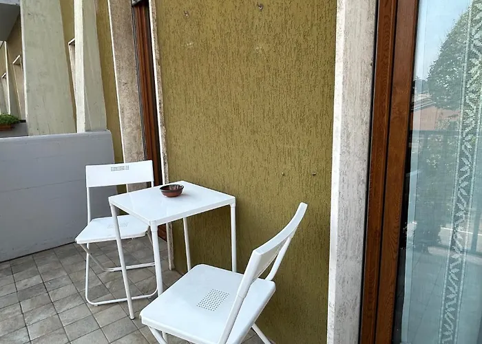 아파트 House *